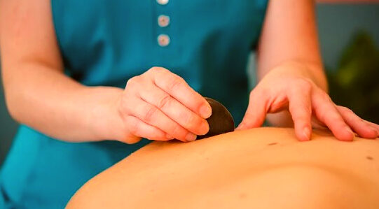 Stone Therapy Massage Back Treatment